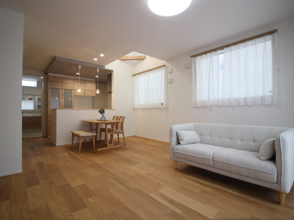 岡山市中区藤原光町2丁目　4420万円　ライフデザイン・カバヤ㈱