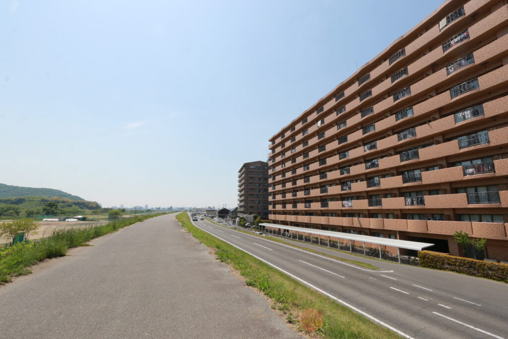 岡山市中区兼基　サントノーレ岡山東　マンション　2080万円　FKM