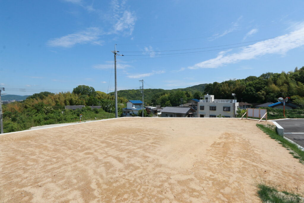 岡山市中区門田文化町1丁目　土地・分譲地　2549.2～2942.4万円　エモ不動産