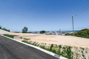 岡山市中区門田文化町1丁目　土地・分譲地　2549.2～2942.4万円　エモ不動産