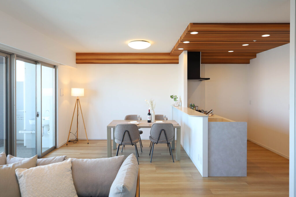 岡山市南区西市　アウルステージ西市　マンション　　3680万円　ナラムラ