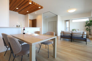 岡山市南区西市　アウルステージ西市　マンション　　3680万円　ナラムラ