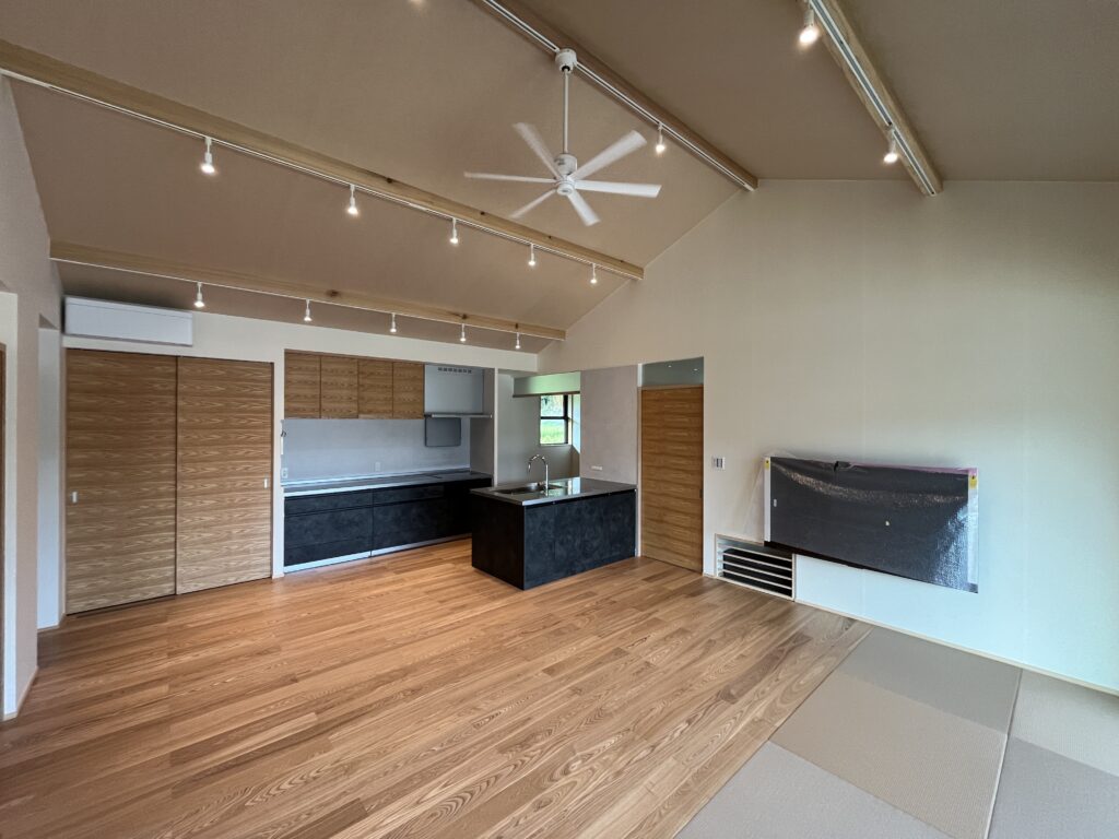 岡山市東区　完成見学会　木創