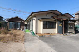 岡山市東区大多羅 平家 2300万円 とんがり屋