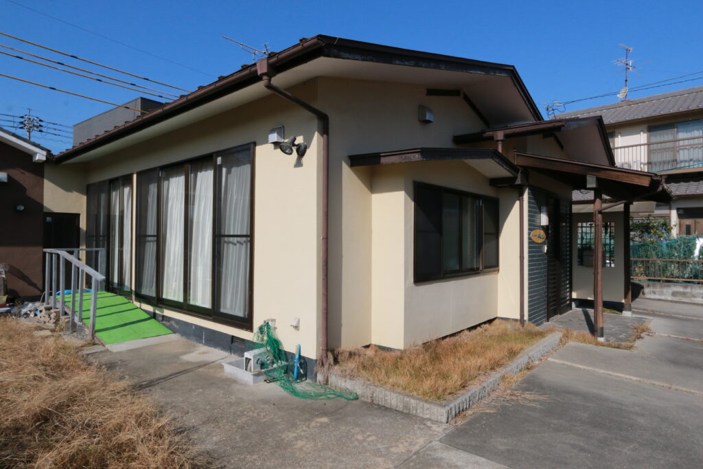 岡山市東区大多羅 平家 2300万円 とんがり屋