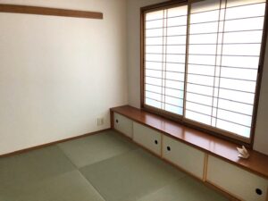 サーパス老松町リビング和室