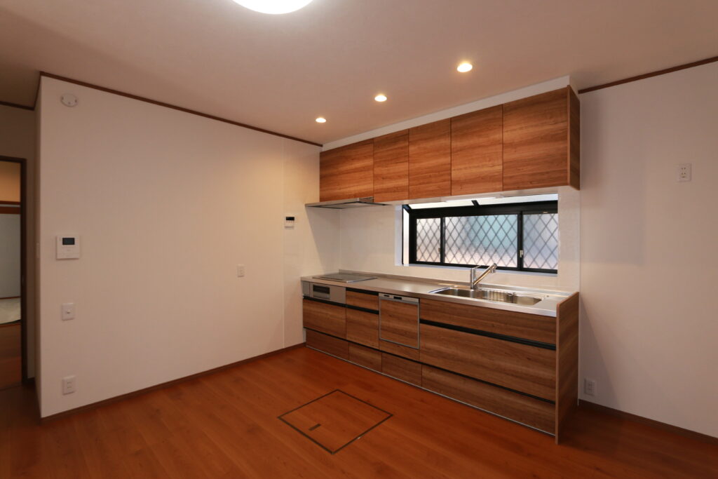 岡山市東区城東台南2丁目　売家　1890万円　サンコーポレーション