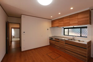 岡山市東区城東台南2丁目　売家　1890万円　サンコーポレーション