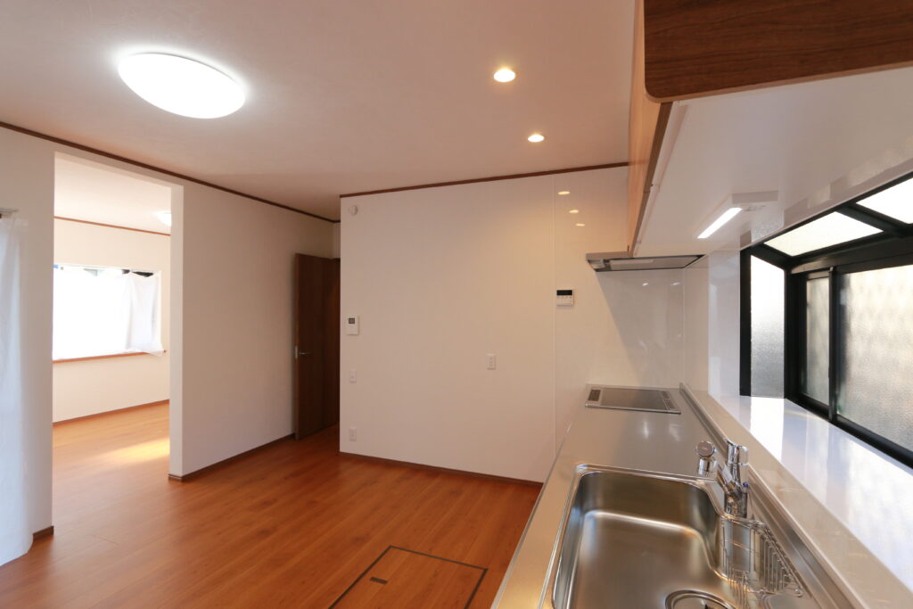 岡山市東区城東台南2丁目　売家　1890万円　サンコーポレーション