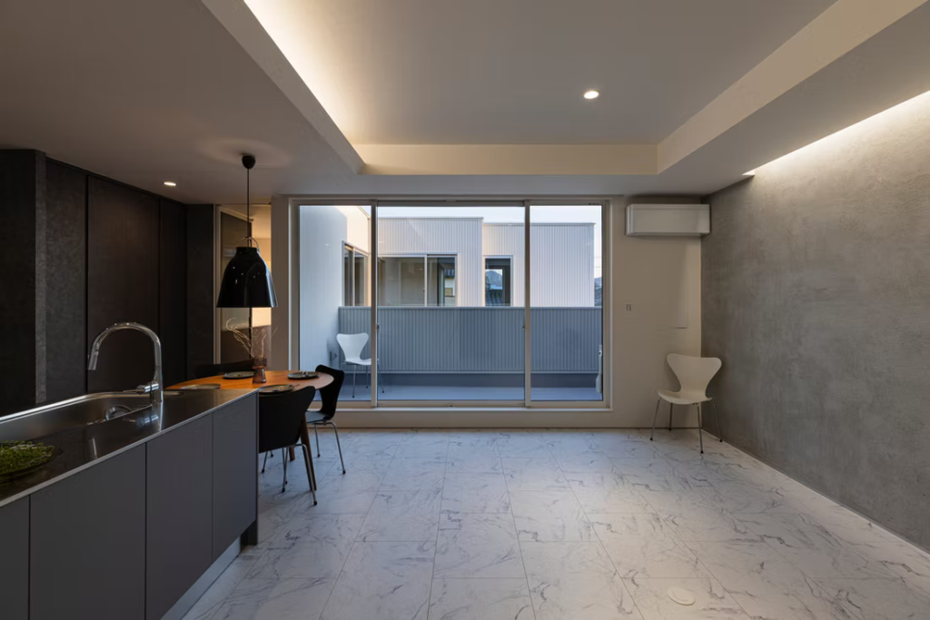 岡山市中区江並デザイナーズ住宅「NEST HUS」３