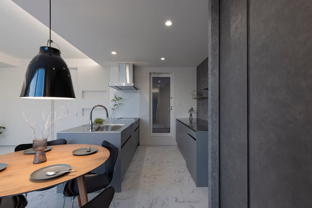 岡山市中区江並デザイナーズ住宅「NEST HUS」４