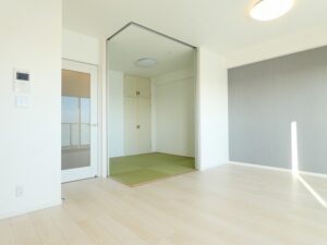 岡山市南区西市　アウルステージ西市　マンション　3580万円　ナラムラ