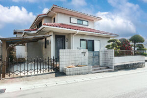 岡山市東区瀬戸町旭ヶ丘2丁目　売家　1350万円　ウィーク