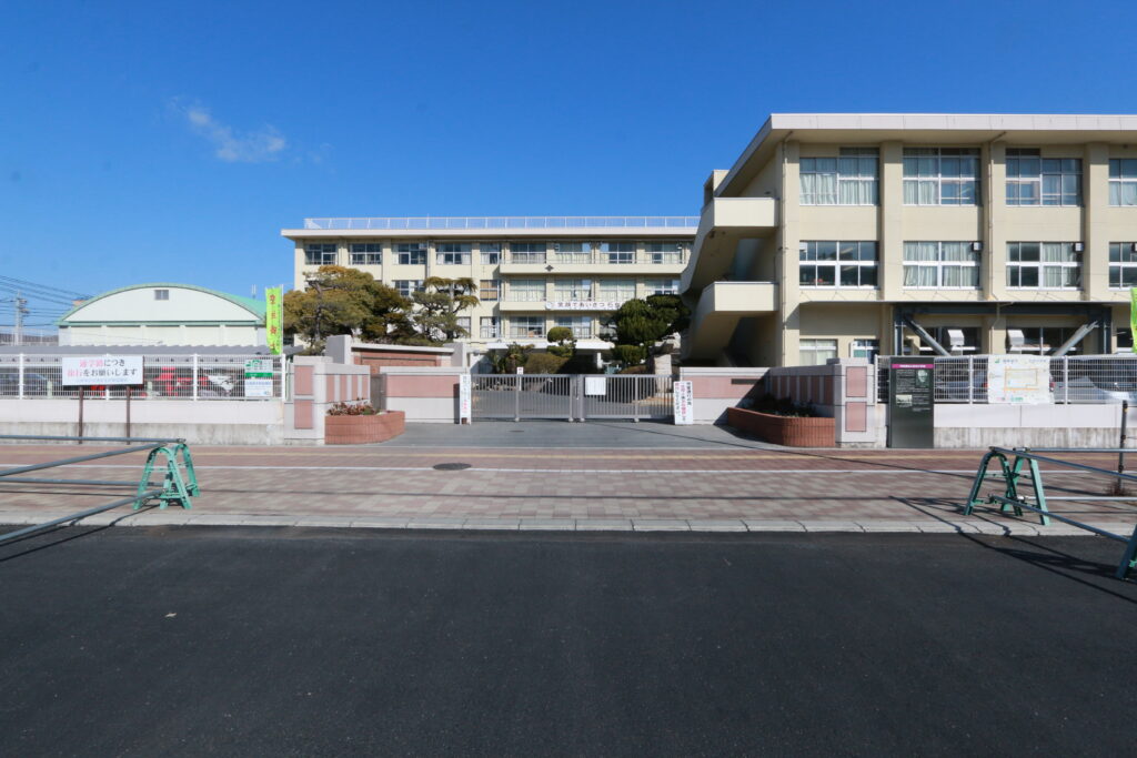 岡山市北区|石井小学校徒歩3分(180ⅿ)