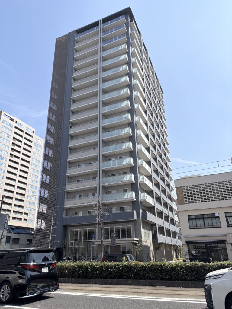 岡山市北区中山下1丁目　中古マンション　4180万円　ポレスター岡山タワーレジデンス　おうち家不動産㈱岡山駅西口支店