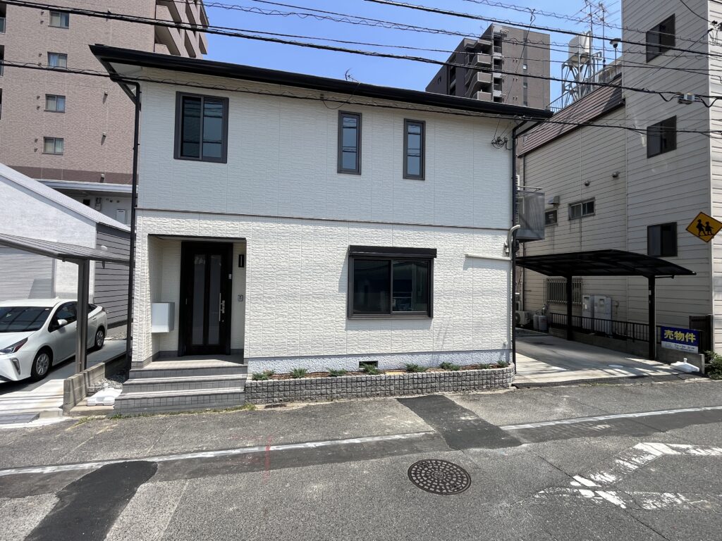 岡山市北区富町　中古住宅　4690万円　ファーストランド