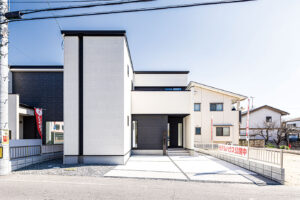 岡山市南区芳泉4　新築建売住宅　3999万円　ファミリーホーム