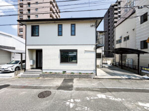 岡山市北区富町　中古住宅　4690万円　ファーストランド