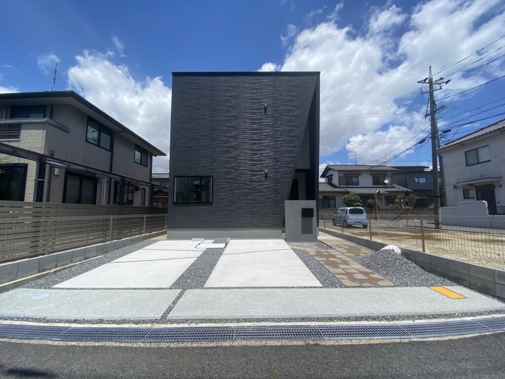 岡山市南区南輝3丁目　新築建売住宅　3695万円　立建エステイト
