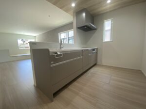 岡山市南区南輝3丁目　新築建売住宅　3695万円　立建エステイト