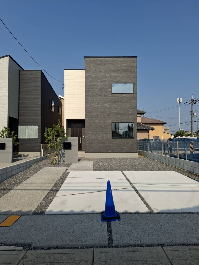 岡山市北区平田　新築建売住宅　2号棟　4496万円　フラワーホーム㈱