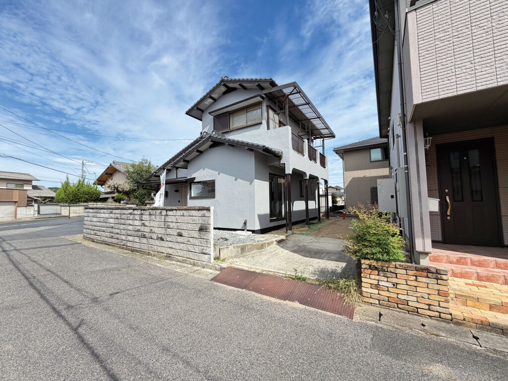 岡山市東区西大寺東2丁目　リノベーション　中古住宅　1798万円　岡不動産販売